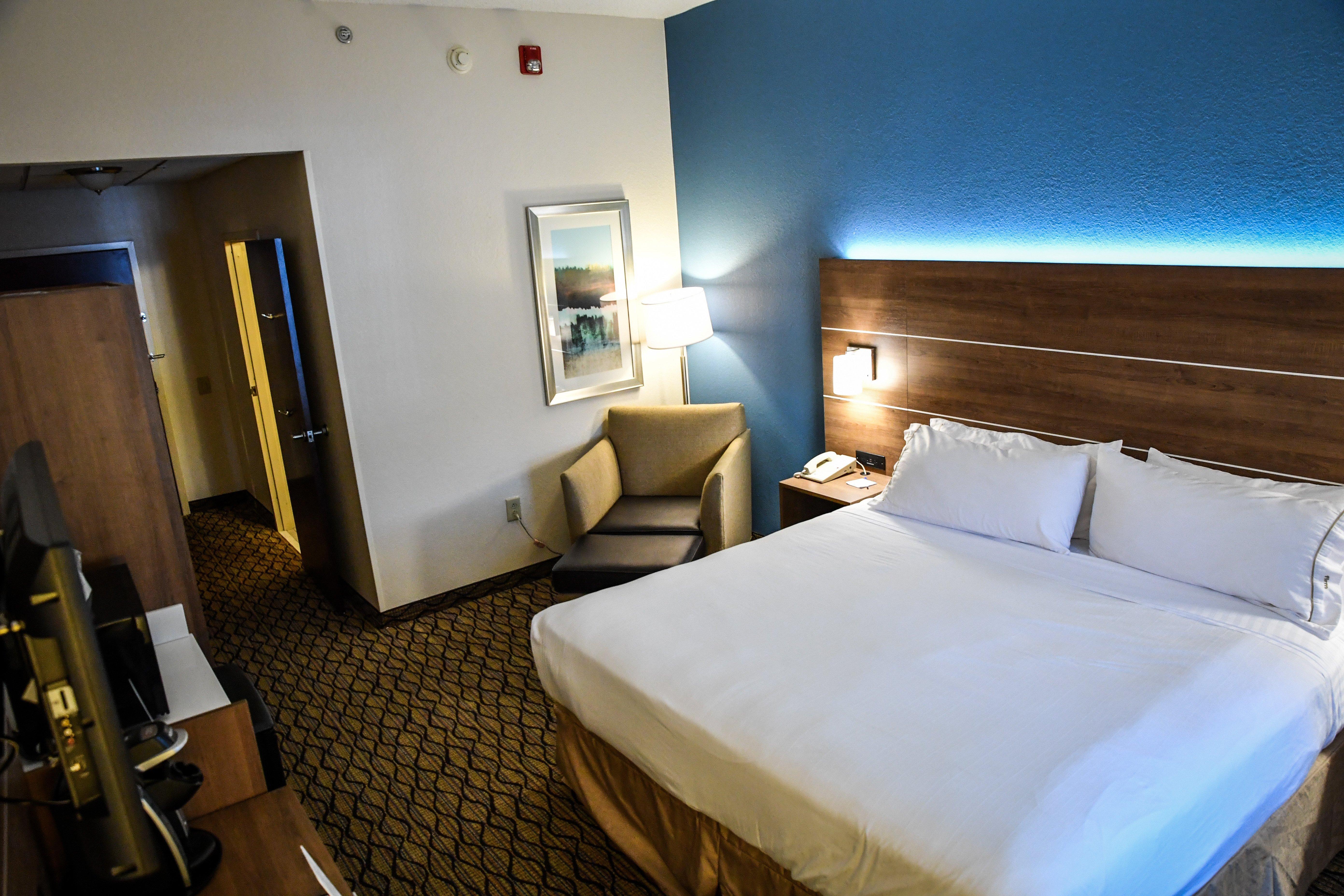 Holiday Inn Express Hotel & Suites - Concord By Ihg Kannapolis Exteriör bild