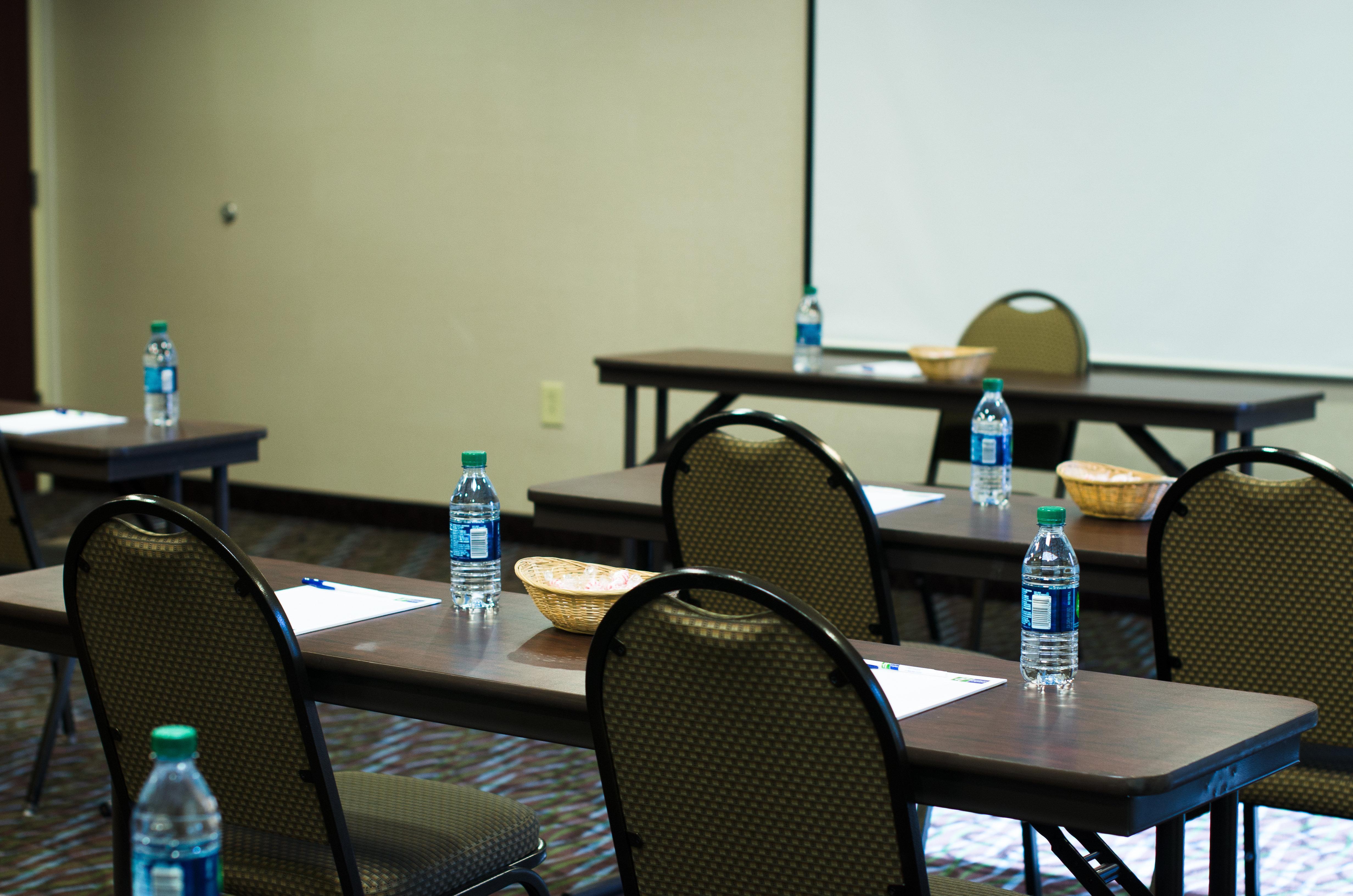 Holiday Inn Express Hotel & Suites - Concord By Ihg Kannapolis Exteriör bild